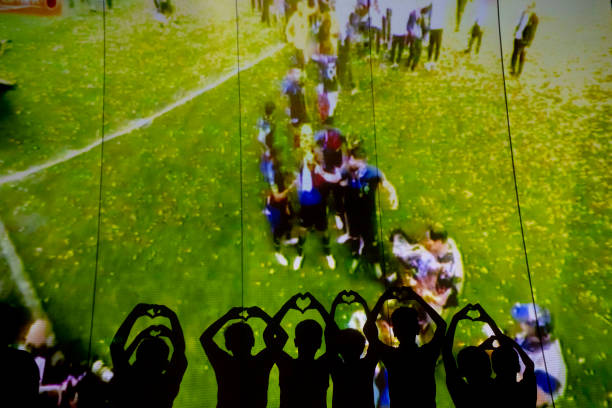 磨得更加出 磨得更加出