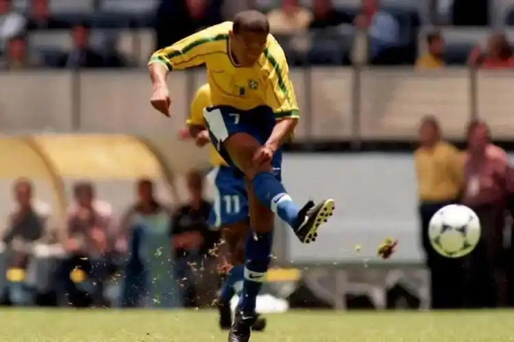 一项充满 一项充满